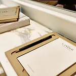 Thelander - Serviced Apartments In Louvre