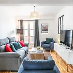 Cosy Apartment - 6 Guests - Buttes Chaumont Parc