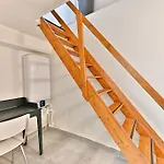 Charmant Studio Avec Mezzanine Boulevard Voltaire