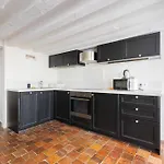 Appartement Au Coeur De Paris Ile Saint-Louis Free Netflix