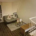 Etage D\'Un Duplex Au 17Eme Arr De Paris , Vue Sur Le Defense, A 10Min Des Champs Elysee