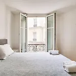 Sublime Apartment In The 17Th District