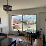 Home F8 - Terrace Paris\'S View, Eiffel Tower Area