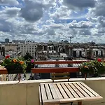 Home F8 - Terrace Paris\'S View, Eiffel Tower Area