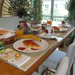 Bed & Breakfast The Welcoming Dragon