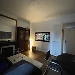 Superbe 75 M2 Deux Chambres Paris 5