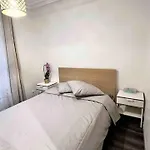 Appartement Renove De 3 Pieces A Paris Nation