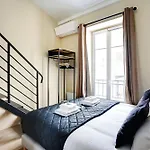 Apartment With Terrace - Parc Monceau