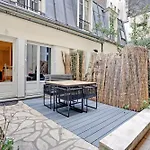 Apartment With Terrace - Parc Monceau
