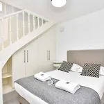 Cozy Apartment - 1Br-6P - Madeleine
