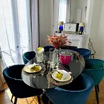 Central Paris Elegant Apartment Near The Eiffel Tower And Invalides