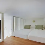 Magnifique Appt Avec 2 Salons- 1Bd-6P - Notre-Dame