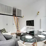 Magnifique Appt Avec 2 Salons- 1Bd-6P - Notre-Dame