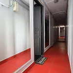 Studio De Luxe