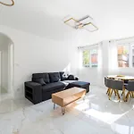 Appartement Au Centre De Paris