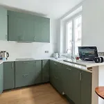 Bright And Spacious Flat -Montmartre