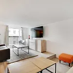Appartement In The Heart Of Opera