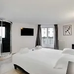Appartement In The Heart Of Opera