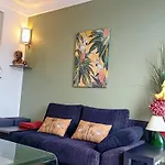 Appartement Avec Balcon Au Coeur Paris