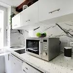 Studio In The Heart Of The Marais