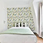 Appartement Cosy Face De Paris Montparnasse