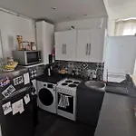 Charming Flat Near Gare Du Nord Station