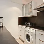 Charming Apartment In Le Marais