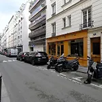 Large Modern Studio Close To The Eiffel Tower And Paris Highlights