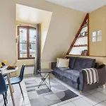 Eiffel Tower & Faubourg - 1Br - Cityapartmentstay
