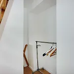 Intimate Apartment - 1Br- 2P - Saint-Ambroise