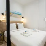 Intimate Apartment - 1Br-4P - Republique