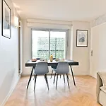 Appartement Spacieux Et Paisible Paris 19Eme