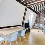 Parisian Charm In The Heart Of The Marais !
