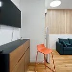 Nice 2 Rooms Near The Place De La Nation