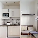 Bluestay 235 - Superbe Appartement A Paris