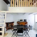 Guestready - Apt Elegant Proche Du Pantheon Pour 3