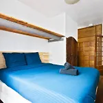 Appartement Quartier Saint Marcel Free Netflix