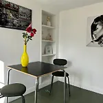 Unit 018 Saint Germain Des Pres - One Bedroom Apartment 4 Pax