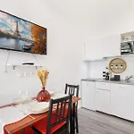 Confort Et Elegance A Paris 17