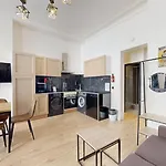 Bluestay 17 - Superbe Appartement Au Coeur De Paris
