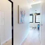 Bluestay 57 - Charmant Appartement A Paris