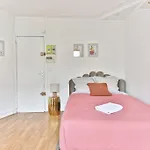 Petit Studio Paris Voltaire Nation