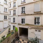 Studio Elegant Charme Intemporel - Paris 18 - 2P
