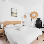 Studio Elegant Charme Intemporel - Paris 18 - 2P