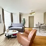 1575C Family Apartment La Villette