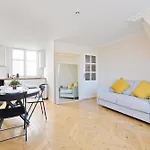 Appartement Quartier Rue De La Paix Free Netflix