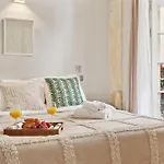 Le Marais & Place Des Vosges - Cityapartmentstay