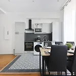 2 Bedroom Appartement Quartier Le Marais