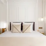 Merveil - Luxury Suite - Louvre - Aboukir IX
