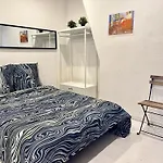 Modern Studio Near Place De La Bastille Voltaire